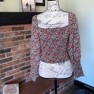 Only off the shoulder top.